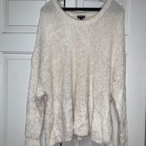 Torrid ivory fuzzy knit crop pullover sweater size 3